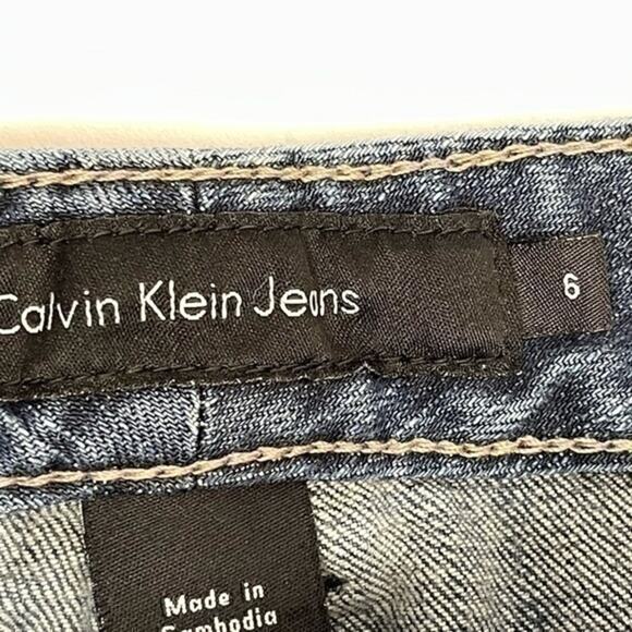 Calvin Klein Mid Rise Medium Wash Boho Festival Boot Cut Jeans Size 6 - Picture 7 of 11